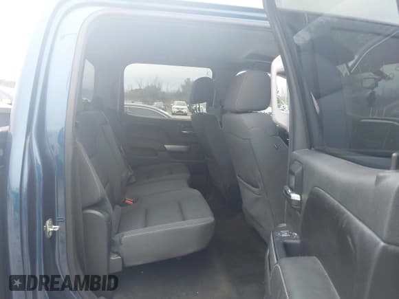 ✅ 2016 Chevrolet Silverado 1500 LT • VIN: 3GCUKRECXGG157821 • Lot: 43659958. Listed on IAAI with 106,066 mi. Free auction sales archive from the USA and detailed vehicle history report at DreamBid. Image 8.
