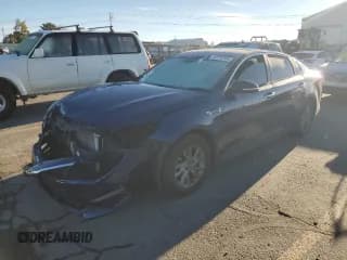 ✅ 2020 Kia Optima LX • VIN: 5XXGT4L32LG406660 • Lot: 82776165. Listed on Copart with 101,692 mi. Free auction sales archive from the USA and detailed vehicle history report at DreamBid. Image 1.