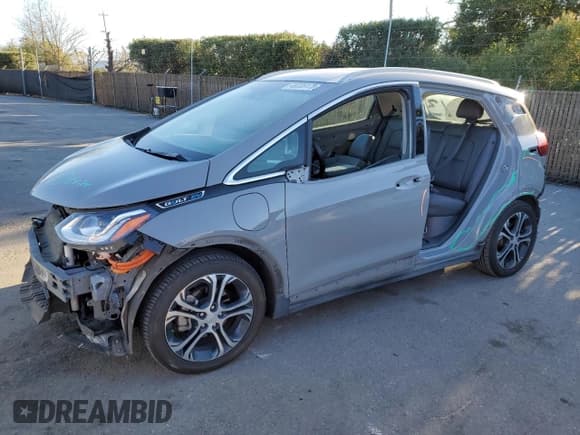 ✅ 2019 Chevrolet Bolt EV Premier • VIN: 1G1FZ6S05K4103211 • Lot: 46335175. Wystawiony na Copart z przebiegiem 98 857 mil. Bezpłatny archiwum sprzedaży aukcyjnych z USA i szczegółowy raport historii pojazdu na DreamBid. Zdjęcie 1.