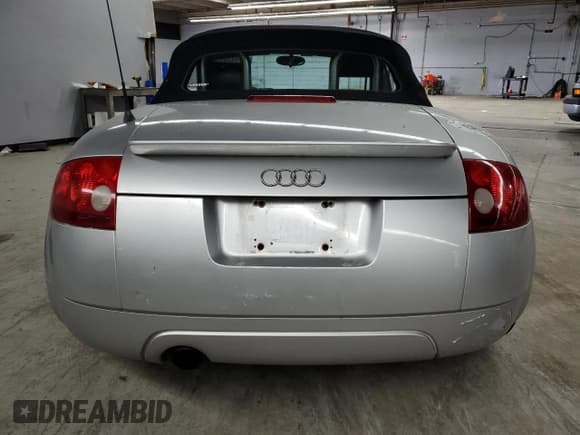 ✅ 2001 Audi TT • VIN: TRUTC28N611000313 • Lot: 71402535. Listed on Copart with Not provided. Free auction sales archive from the USA and detailed vehicle history report at DreamBid. Image 6.