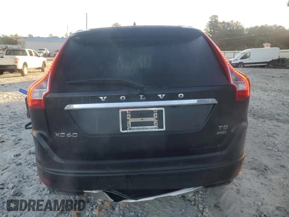 ✅ 2015 Volvo XC60 T5 • VIN: YV4612RK9F2704991 • Lot: 82440285. Listed on Copart with 165,713 mi. Free auction sales archive from the USA and detailed vehicle history report at DreamBid. Image 6.