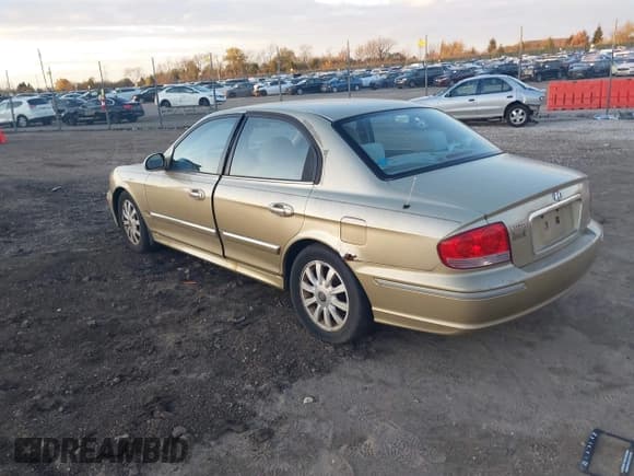 ✅ 2002 Hyundai Sonata GLS • VIN: KMHWF35H22A509458 • Лот: 43636648. Опубликован ранее на IAAI с пробегом 134 820 миль. Бесплатный доступ к архиву аукционных продаж из США и подробный отчёт об истории автомобиля на DreamBid. Изображение 3.