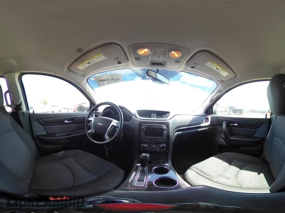 ✅ 2017 Chevrolet Traverse LT • VIN: 1GNKVHKD2HJ131100 • Lot: 42574466. Wystawiony na IAAI z przebiegiem 153 544 mil. Bezpłatny archiwum sprzedaży aukcyjnych z USA i szczegółowy raport historii pojazdu na DreamBid. Zdjęcie 20.