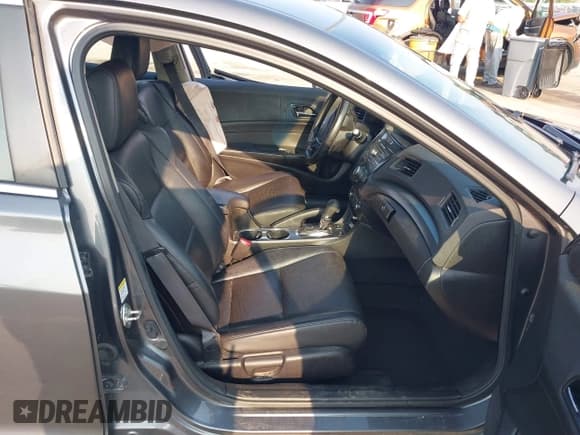 ✅ 2013 Acura ILX Premium • VIN: 19VDE1F56DE005978 • Лот: 42862441. Опубликован ранее на IAAI с пробегом 235 329 миль. Бесплатный доступ к архиву аукционных продаж из США и подробный отчёт об истории автомобиля на DreamBid. Изображение 5.