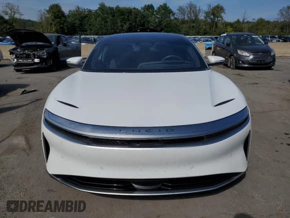 ✅ 2023 Lucid Air Touring • VIN: 50EA1TEA3PA005990 • Lot: 81574605. Wystawiony na Copart z przebiegiem 63 134 mil. Bezpłatny archiwum sprzedaży aukcyjnych z USA i szczegółowy raport historii pojazdu na DreamBid. Zdjęcie 5.