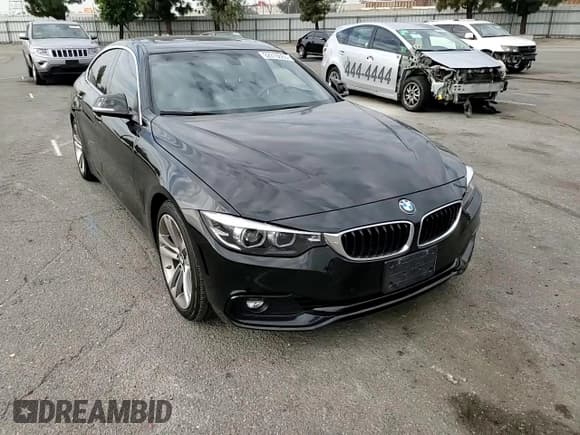 ✅ 2019 BMW 4 Series 430i • VIN: WBA4J1C58KBM18810 • Lot: 92316665. Listed on Copart with 92,321 mi. Free auction sales archive from the USA and detailed vehicle history report at DreamBid. Image 13.