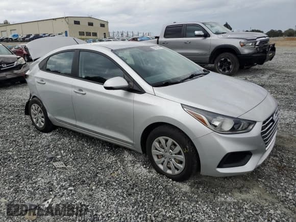 ✅ 2019 Hyundai Accent SE • VIN: 3KPC24A39KE056696 • Лот: 79672864. Опубликован ранее на Copart с пробегом 29 263 миль. Бесплатный доступ к архиву аукционных продаж из США и подробный отчёт об истории автомобиля на DreamBid. Изображение 4.