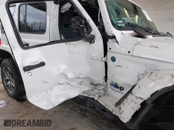 ✅ 2024 Jeep Wrangler Willys • VIN: 1C4RJXN65RW199230 • Лот: 41642606. Опубликован ранее на IAAI с пробегом Не указан. Бесплатный доступ к архиву аукционных продаж из США и подробный отчёт об истории автомобиля на DreamBid. Изображение 6.