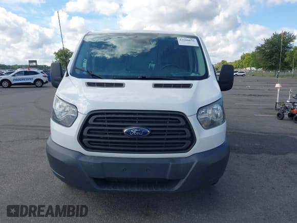 ✅ 2017 Ford Transit • VIN: 1FTBW2YM8HKB52232 • Лот: 43108876. Опубликован ранее на IAAI с пробегом 151 642 миль. Бесплатный доступ к архиву аукционных продаж из США и подробный отчёт об истории автомобиля на DreamBid. Изображение 12.