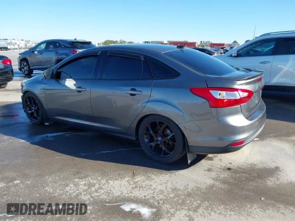 ✅ 2013 Ford Focus SE • VIN: 1FADP3F27DL254600 • Lot: 43598317. Listed on IAAI with Not provided. Free auction sales archive from the USA and detailed vehicle history report at DreamBid. Image 3.