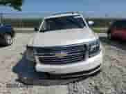2015 Chevrolet Suburban LTZ z VIN 1GNSKKKC2FR507306, wystawiony jako Copart lot #65394694 z przebiegiem 45 756 mil mil oraz Czysty tytuł • Clean title. Historia ofert i sprzedaży dostępna na DreamBid. Obrazek 5.