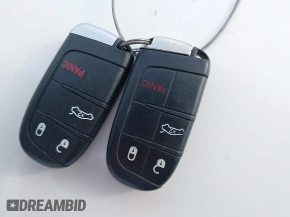 ✅ 2015 Chrysler 200 Limited • VIN: 1C3CCCAB4FN561291 • Lot: 43878729. Wystawiony na IAAI z przebiegiem 108 158 mil. Bezpłatny archiwum sprzedaży aukcyjnych z USA i szczegółowy raport historii pojazdu na DreamBid. Zdjęcie 11.