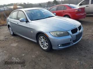 ✅ 2010 BMW 3 Series 328i xDrive • VIN: WBAPK5C5XAA652002 • Lot: 43890086. Listed on IAAI with 133,036 mi. Free auction sales archive from the USA and detailed vehicle history report at DreamBid. Image 1.