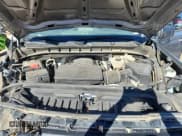 ✅ 2020 GMC Sierra 1500 • VIN: 1GTR9AEF6LZ221022 • Лот: 81638415. Опубликован ранее на Copart с пробегом 121 808 миль. Бесплатный доступ к архиву аукционных продаж из США и подробный отчёт об истории автомобиля на DreamBid. Изображение 11.