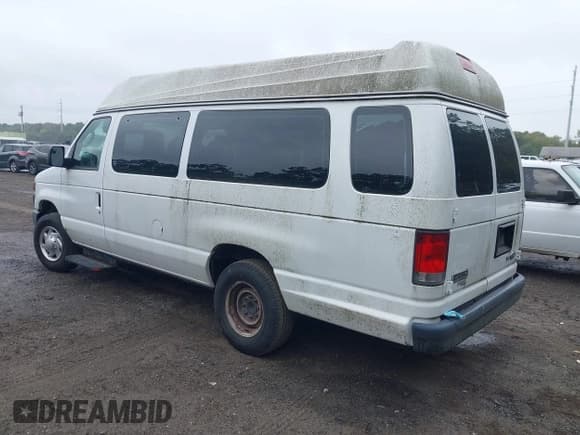 ✅ 2014 Ford Econoline Cargo Commercial • VIN: 1FTNS2EW0EDA98374 • Lot: 43121075. Wystawiony na IAAI z przebiegiem 159 540 mil. Bezpłatny archiwum sprzedaży aukcyjnych z USA i szczegółowy raport historii pojazdu na DreamBid. Zdjęcie 3.