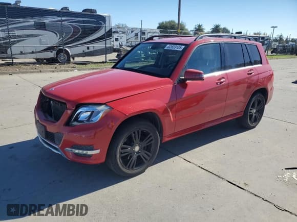 ✅ 2014 Mercedes-Benz GLK 350 • VIN: WDCGG5HB7EG336413 • Lot: 82659105. Listed on Copart with 99,920 mi. Free auction sales archive from the USA and detailed vehicle history report at DreamBid. Image 1.