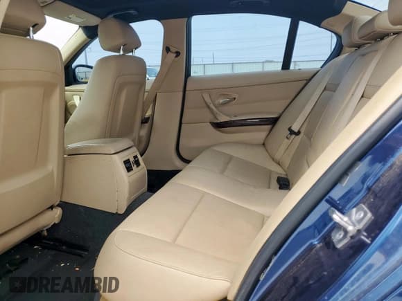 ✅ 2011 BMW 3 Series 335i • VIN: WBAPM5G51BNM68601 • Lot: 70639705. Listed on Copart with 126,004 mi. Free auction sales archive from the USA and detailed vehicle history report at DreamBid. Image 10.