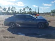 ✅ 2018 Toyota Camry SE • VIN: 4T1B11HK2JU581136 • Лот: 43620016. Опубликован ранее на IAAI с пробегом 96 453 миль. Бесплатный доступ к архиву аукционных продаж из США и подробный отчёт об истории автомобиля на DreamBid. Изображение 13.