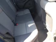 ✅ 2005 Pontiac Vibe • VIN: 5Y2SL63815Z452255 • Lot: 43286706. Wystawiony na IAAI z przebiegiem 174 958 mil. Bezpłatny archiwum sprzedaży aukcyjnych z USA i szczegółowy raport historii pojazdu na DreamBid. Zdjęcie 8.