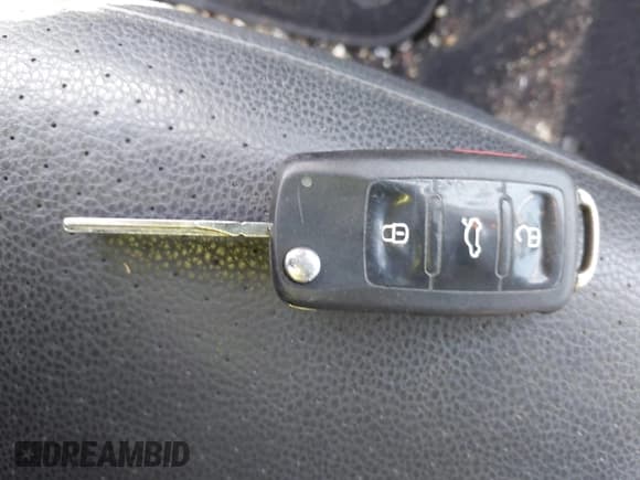 ✅ 2014 Volkswagen Jetta TDI w/Sunroof & Nav • VIN: 3VWPL7AJ8EM608162 • Lot: 42516807. Listed on IAAI with 173,798 mi. Free auction sales archive from the USA and detailed vehicle history report at DreamBid. Image 11.