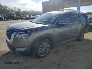 ✅ 2025 Nissan Pathfinder SL • VIN: 5N1DR3CD6SC232638 • Лот: 86266205. Опубликован ранее на Copart с пробегом 3 319 миль. Бесплатный доступ к архиву аукционных продаж из США и подробный отчёт об истории автомобиля на DreamBid. Изображение 1.