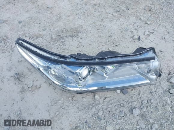 ✅ 2019 Toyota Highlander Hybrid XLE • VIN: 5TDJGRFH2KS074506 • Лот: 42684289. Опубликован ранее на IAAI с пробегом 32 785 миль. Бесплатный доступ к архиву аукционных продаж из США и подробный отчёт об истории автомобиля на DreamBid. Изображение 12.