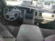 2003 Dodge 1500 ST z VIN 1D7HA18N13J574570, wystawiony jako Copart lot #68889894 z przebiegiem 190 735 mil mil oraz Szkoda całkowita • Salvage title. Historia ofert i sprzedaży dostępna na DreamBid. Obrazek 8.