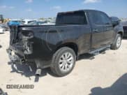 ✅ 2020 Chevrolet Silverado 1500 Custom • VIN: 1GCRWBEH0LZ235143 • Lot: 87469695. Wystawiony na Copart z przebiegiem 110 818 mil. Bezpłatny archiwum sprzedaży aukcyjnych z USA i szczegółowy raport historii pojazdu na DreamBid. Zdjęcie 3.