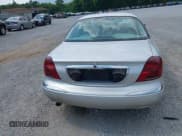 ✅ 1999 Lincoln Continental • VIN: 1LNHM97V5XY630004 • Лот: 42434619. Опубликован ранее на IAAI с пробегом 175 458 миль. Бесплатный доступ к архиву аукционных продаж из США и подробный отчёт об истории автомобиля на DreamBid. Изображение 17.