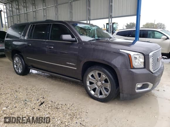 ✅ 2015 GMC Yukon XL Denali • VIN: 1GKS1JKJ2FR503894 • Lot: 90477185. Wystawiony na Copart z przebiegiem 197 253 mil. Bezpłatny archiwum sprzedaży aukcyjnych z USA i szczegółowy raport historii pojazdu na DreamBid. Zdjęcie 4.