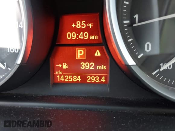 ✅ 2011 BMW Z4 sDrive30i • VIN: WBALM5C58BE378396 • Lot: 42428199. Listed on IAAI with 142,584 mi. Free auction sales archive from the USA and detailed vehicle history report at DreamBid. Image 16.