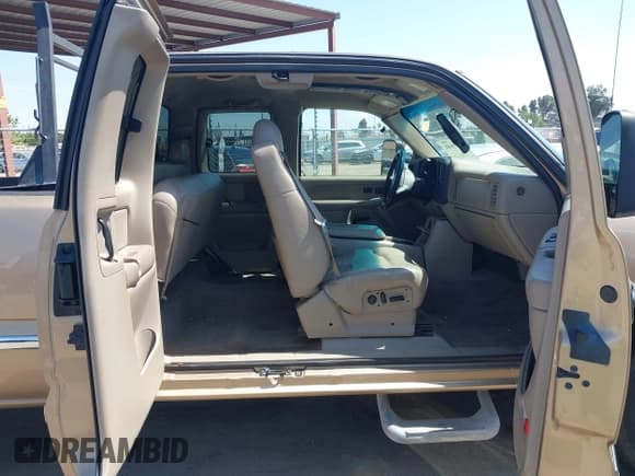 ✅ 2001 GMC Sierra 1500 SLE • VIN: 1GTEK19T11E181309 • Лот: 42105688. Опубликован ранее на IAAI с пробегом 158 314 миль. Бесплатный доступ к архиву аукционных продаж из США и подробный отчёт об истории автомобиля на DreamBid. Изображение 8.