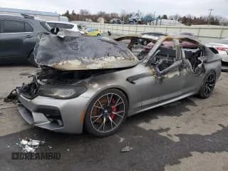 ✅ 2021 BMW M5 • VIN: WBS83CH07MCF47086 • Lot: 81207133. Wystawiony na Copart z przebiegiem Nie podano. Bezpłatny archiwum sprzedaży aukcyjnych z USA i szczegółowy raport historii pojazdu na DreamBid. Zdjęcie 1.