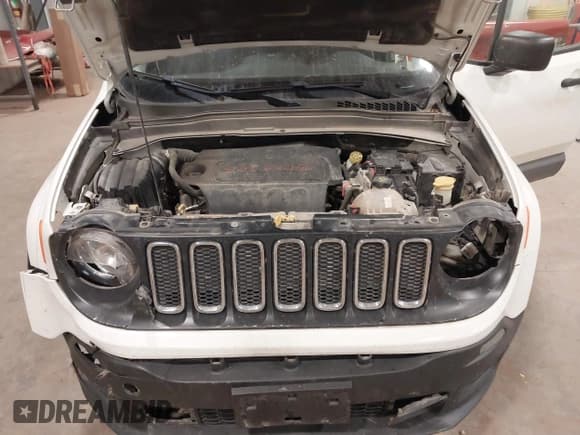 ✅ 2017 Jeep Renegade Sport • VIN: ZACCJBAB4HPF61779 • Lot: 43612486. Wystawiony na IAAI z przebiegiem 82 665 mil. Bezpłatny archiwum sprzedaży aukcyjnych z USA i szczegółowy raport historii pojazdu na DreamBid. Zdjęcie 10.