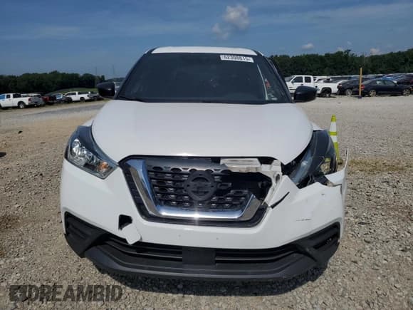 ✅ 2020 Nissan Kicks S • VIN: 3N1CP5BV6LL529106 • Lot: 62308815. Listed on Copart with 85,836 mi. Free auction sales archive from the USA and detailed vehicle history report at DreamBid. Image 5.