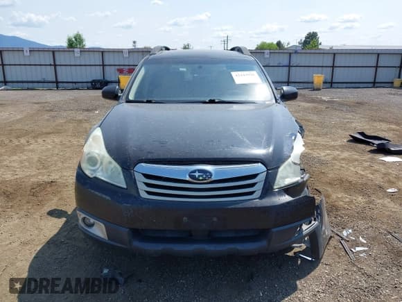 ✅ 2010 Subaru Outback Premium All-Weather Anniversary • VIN: 4S4BRBCC5A3341325 • Lot: 42443920. Listed on IAAI with 248,131 mi. Free auction sales archive from the USA and detailed vehicle history report at DreamBid. Image 12.
