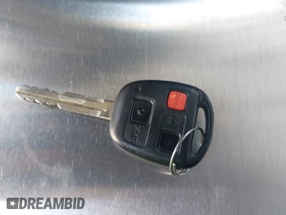 ✅ 2013 Toyota FJ Cruiser • VIN: JTEBU4BF2DK157752 • Lot: 41823666. Wystawiony na IAAI z przebiegiem 109 005 mil. Bezpłatny archiwum sprzedaży aukcyjnych z USA i szczegółowy raport historii pojazdu na DreamBid. Zdjęcie 11.