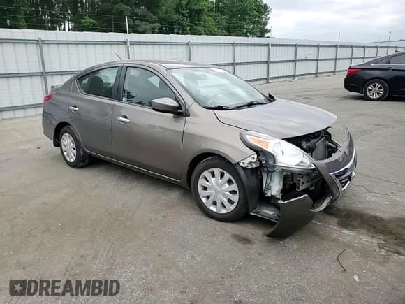 ✅ 2016 Nissan Versa S • VIN: 3N1CN7AP2GL859254 • Лот: 56278645. Опубликован ранее на Copart с пробегом 123 493 миль. Бесплатный доступ к архиву аукционных продаж из США и подробный отчёт об истории автомобиля на DreamBid. Изображение 14.