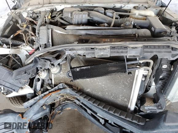 ✅ 2014 Ford F-250 XL • VIN: 1FT7X2A61EEB67695 • Lot: 60859385. Listed on Copart with 117,872 mi. Free auction sales archive from the USA and detailed vehicle history report at DreamBid. Image 11.