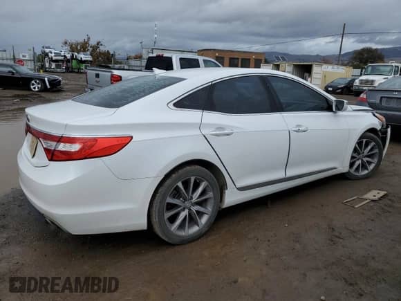 2015 Hyundai Azera с VIN KMHFG4JG2FA454323, выставлен на аукционе Copart как лот 84822954 с пробегом 173 498 миль миль и Списание • Salvage title. История ставок и продаж доступна на DreamBid. Изображение 3.
