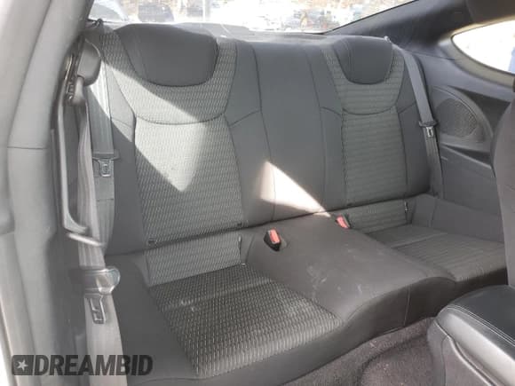 ✅ 2013 Hyundai Genesis Coupe R-Spec • VIN: KMHHT6KD3DU089117 • Lot: 45270335. Wystawiony na Copart z przebiegiem 122 521 mil. Bezpłatny archiwum sprzedaży aukcyjnych z USA i szczegółowy raport historii pojazdu na DreamBid. Zdjęcie 10.