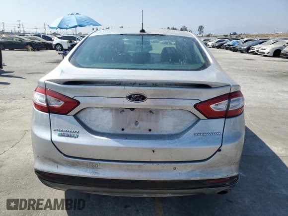 ✅ 2015 Ford Fusion Titanium • VIN: 3FA6P0SU6FR284402 • Lot: 68951785. Listed on Copart with 117,218 mi. Free auction sales archive from the USA and detailed vehicle history report at DreamBid. Image 6.