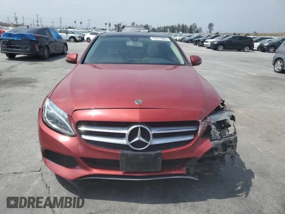 ✅ 2018 Mercedes-Benz C 350e • VIN: 55SWF4HB1JU262407 • Лот: 51917805. Опубликован ранее на Copart с пробегом 124 705 миль. Бесплатный доступ к архиву аукционных продаж из США и подробный отчёт об истории автомобиля на DreamBid. Изображение 5.