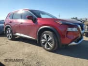 ✅ 2023 Nissan Rogue Platinum • VIN: JN8BT3DC9PW105539 • Lot: 47247515. Wystawiony na Copart z przebiegiem 16 556 mil. Bezpłatny archiwum sprzedaży aukcyjnych z USA i szczegółowy raport historii pojazdu na DreamBid. Zdjęcie 4.