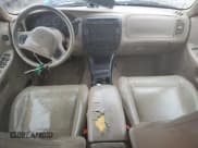 ✅ 2000 Ford Explorer Eddie Bauer • VIN: 1FMZU74E3YZA26797 • Lot: 53163865. Wystawiony na Copart z przebiegiem 297 314 mil. Bezpłatny archiwum sprzedaży aukcyjnych z USA i szczegółowy raport historii pojazdu na DreamBid. Zdjęcie 8.