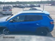 ✅ 2022 Jeep Compass Latitude • VIN: 3C4NJCBB6NT229148 • Lot: 42342559. Listed on IAAI with 26,915 mi. Free auction sales archive from the USA and detailed vehicle history report at DreamBid. Image 14.