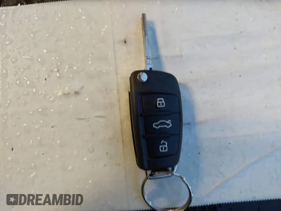 ✅ 2022 Audi Q3 Premium • VIN: WA1AUCF32N1052737 • Lot: 43608620. Listed on IAAI with 19,269 mi. Free auction sales archive from the USA and detailed vehicle history report at DreamBid. Image 11.