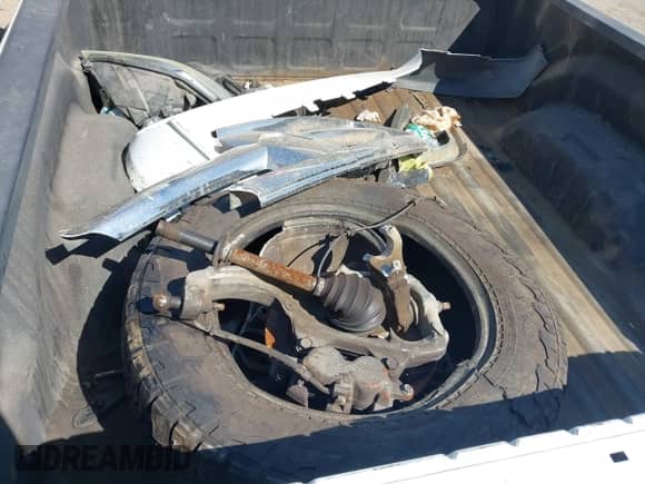 2010 Dodge 1500 Laramie с VIN 1D7RV1GT8AS143028, выставлен на аукционе IAAI как лот 42814344 с пробегом Не указан миль и . История ставок и продаж доступна на DreamBid. Изображение 12.