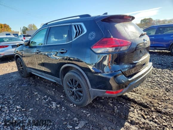 ✅ 2017 Nissan Rogue SL • VIN: 5N1AT2MV6HC766477 • Лот: 87480795. Опубликован ранее на Copart с пробегом 77 629 миль. Бесплатный доступ к архиву аукционных продаж из США и подробный отчёт об истории автомобиля на DreamBid. Изображение 2.