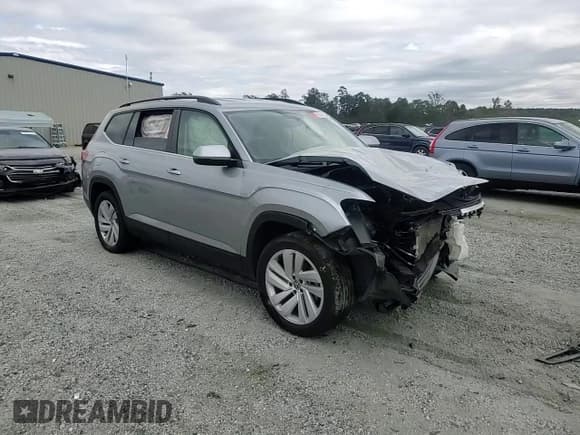 ✅ 2021 Volkswagen Atlas SE • VIN: 1V2HR2CA4MC598749 • Lot: 85364755. Wystawiony na Copart z przebiegiem 29 661 mil. Bezpłatny archiwum sprzedaży aukcyjnych z USA i szczegółowy raport historii pojazdu na DreamBid. Zdjęcie 14.